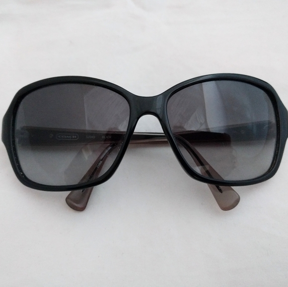 COACH sunglasses - Picture 4 of 9